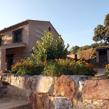 Apartamentos Turisticos La Gitanilla Los Navalucillos Exterior photo