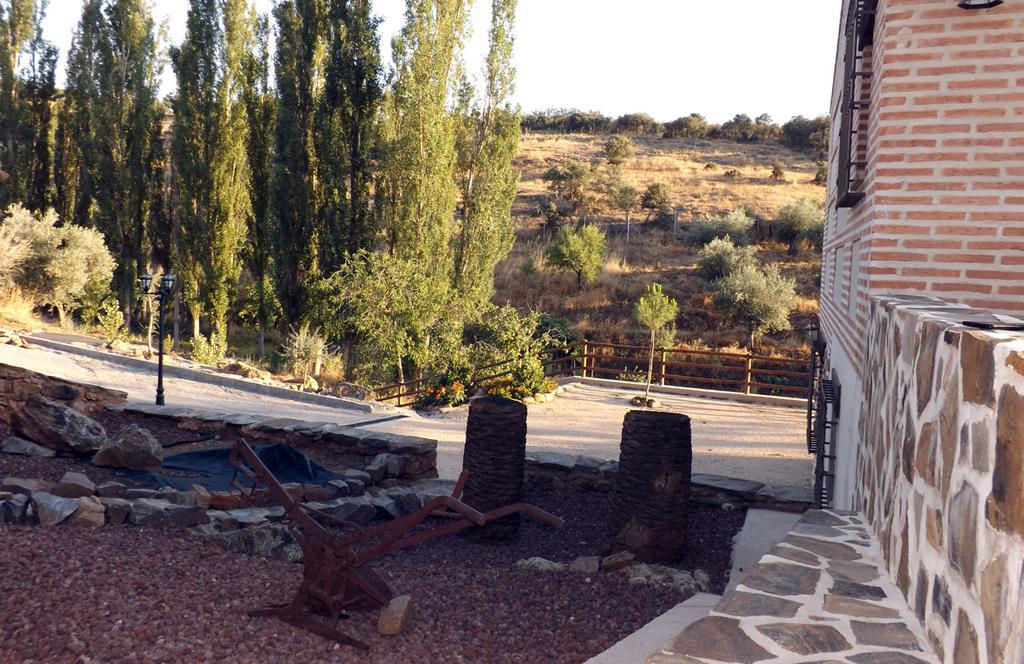 Apartamentos Turisticos La Gitanilla Los Navalucillos Exterior photo
