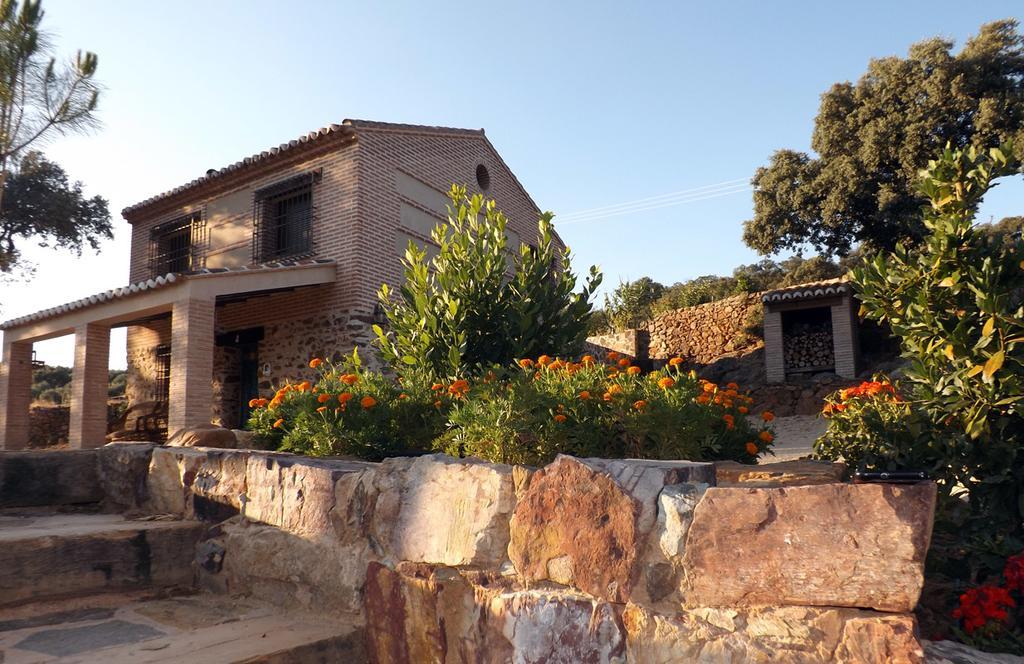 Apartamentos Turisticos La Gitanilla Los Navalucillos Exterior photo
